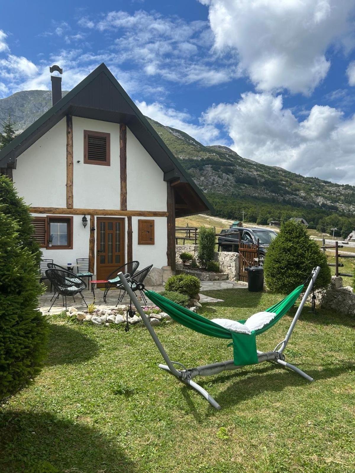 Nv Mountain House Hébergement de vacances Žabljak